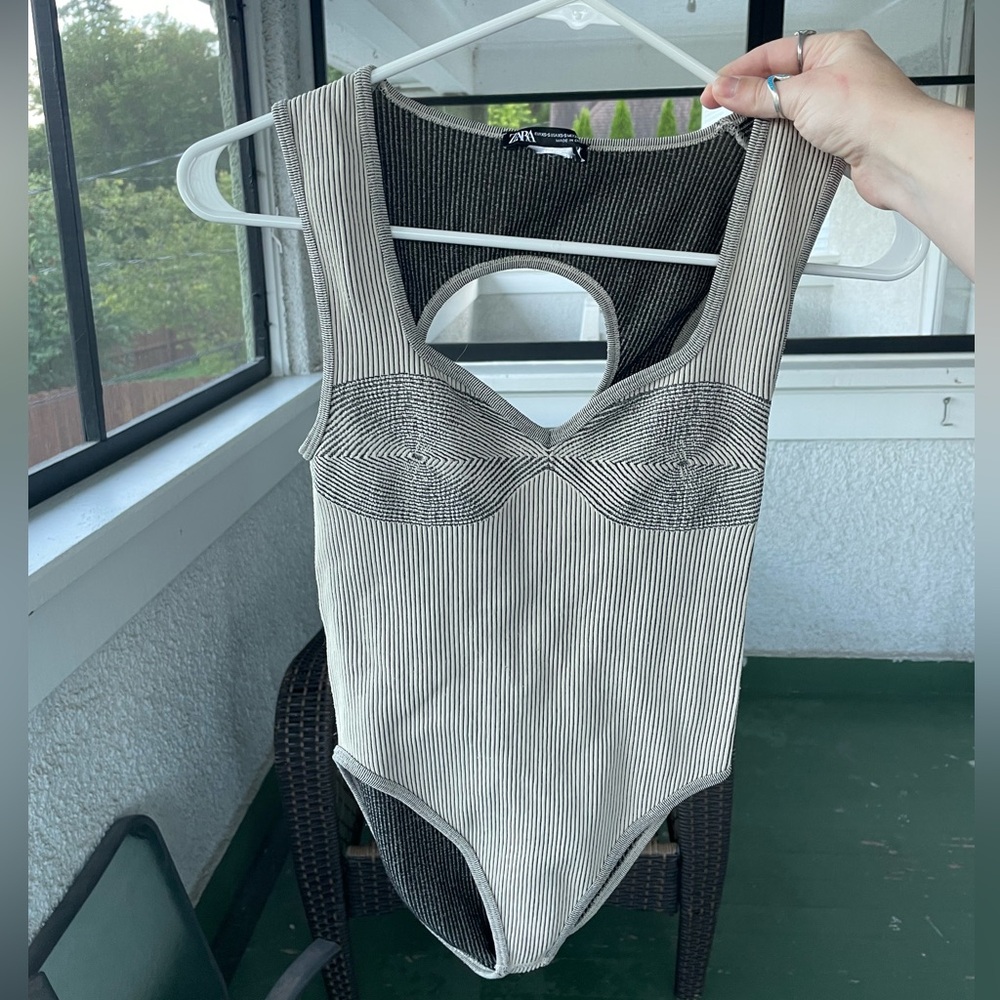 Zara Black and White Textured Top